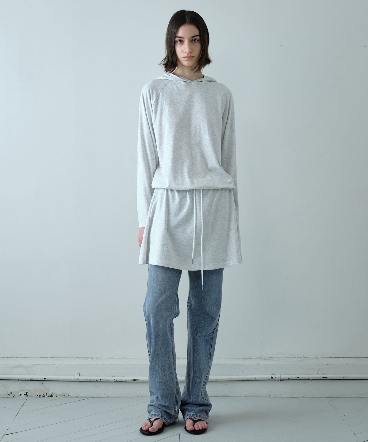 시메트릭 퍼센트(SYMMETRICPERCENT) Hooded Jersey Dress / Melange Grey