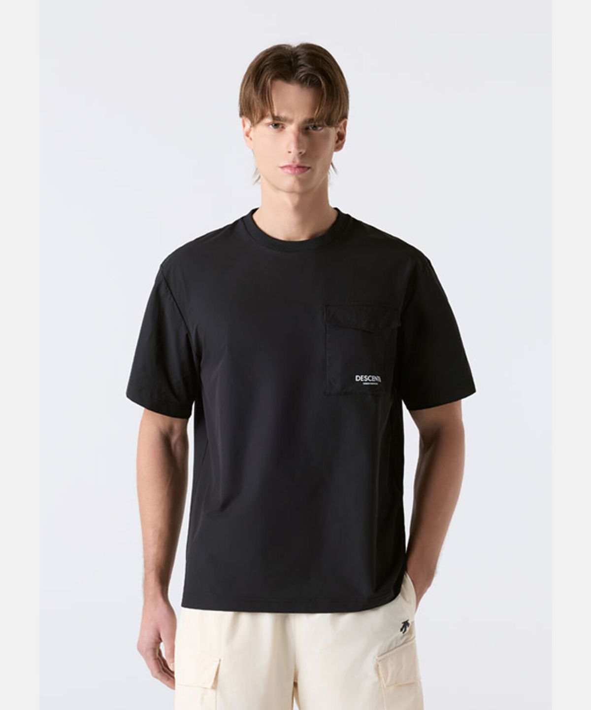 데상트(DESCENTE) 스트레치 우븐 반팔 티셔츠 블랙 SR221UTS44