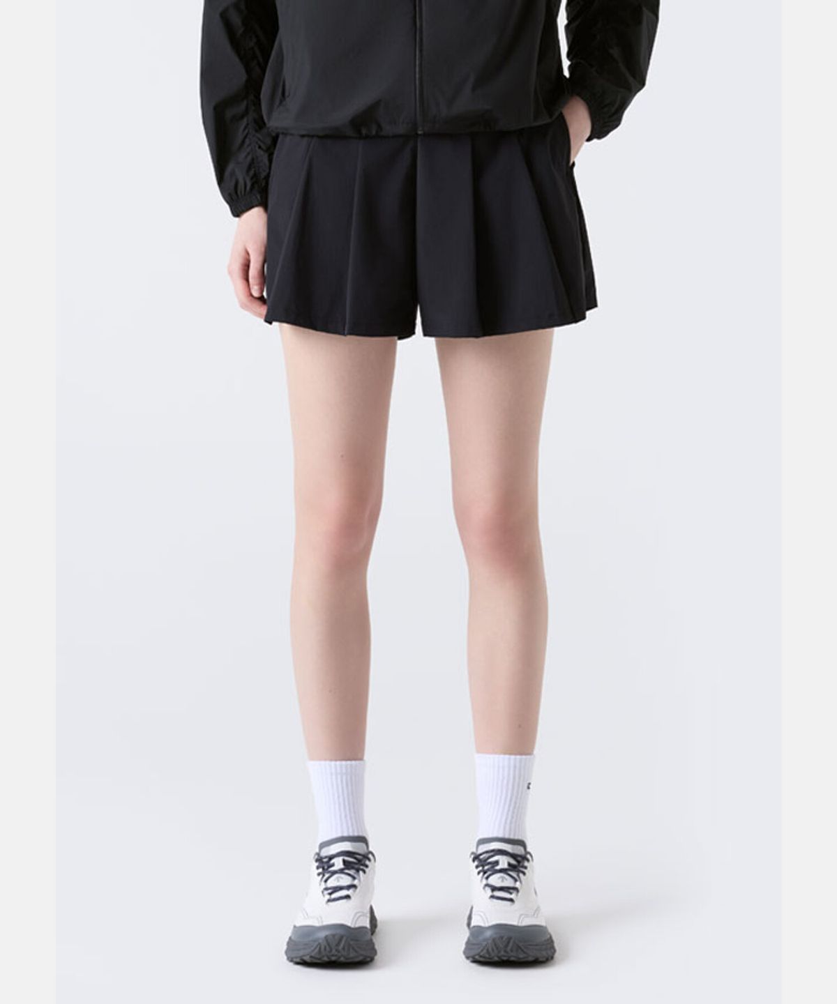 데상트(DESCENTE) 우먼스 4인치 이너 레깅스 웜업 쇼츠 블랙 SR122PWP31