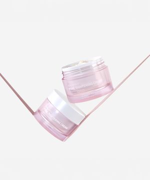 리얼 이펙트 포어 타이트닝 크림