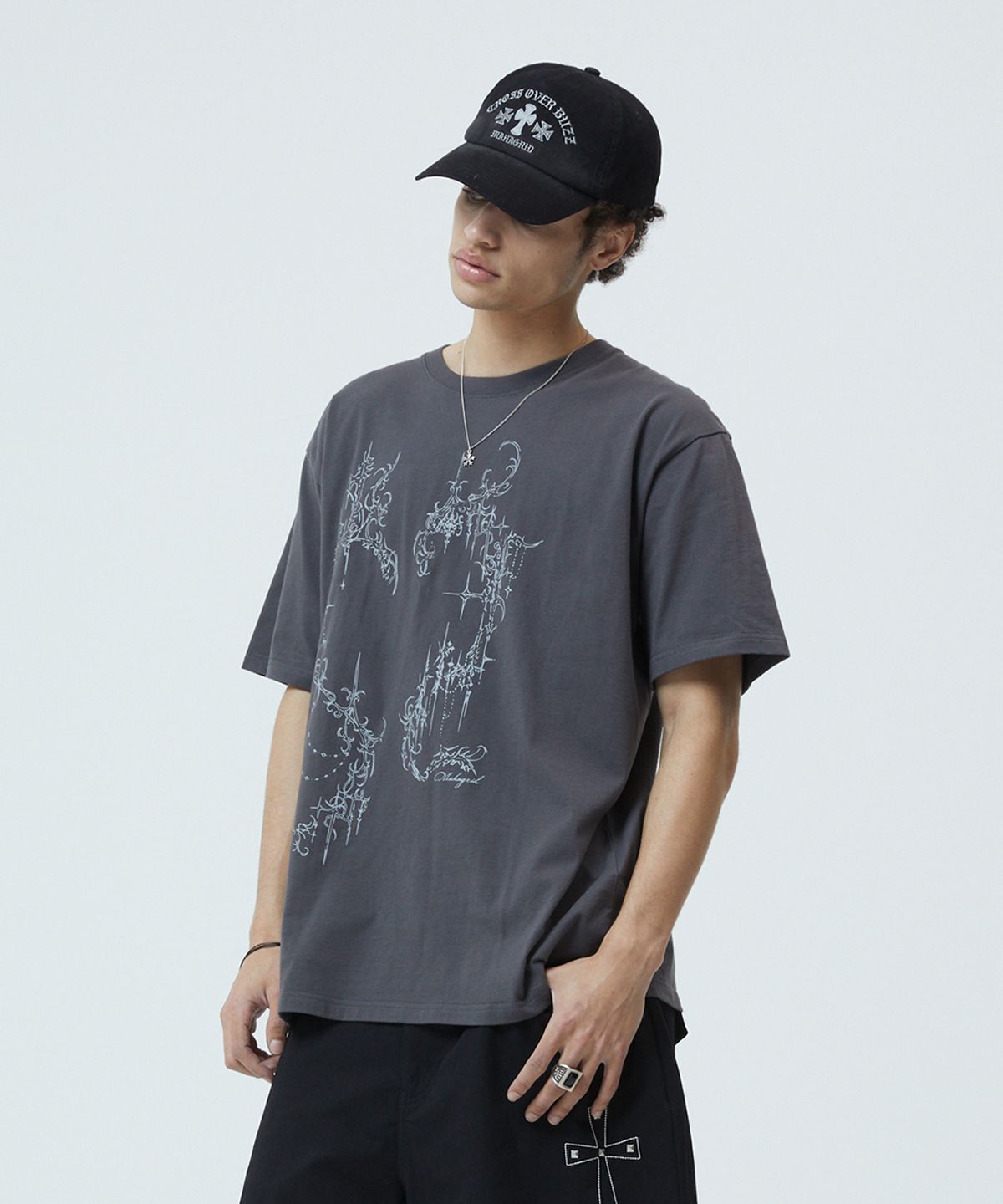 마하그리드(MAHAGRID) HEART TATTOO TEE CHARCOAL(MG2GMMT512A)