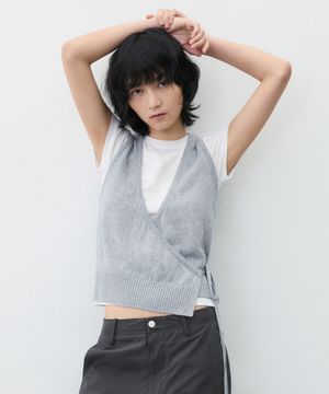 (우먼)린넨 레이어드 랩 베스트 니트 멜란지 그레이