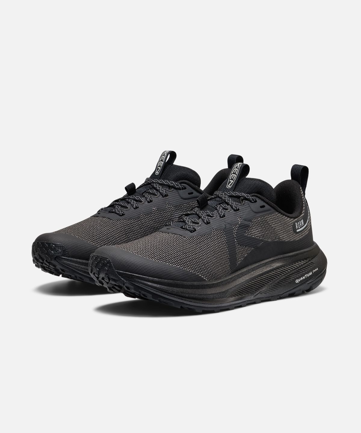 킨(KEEN) ROAM 여성 트레일러닝화 BLACK/BLACK
