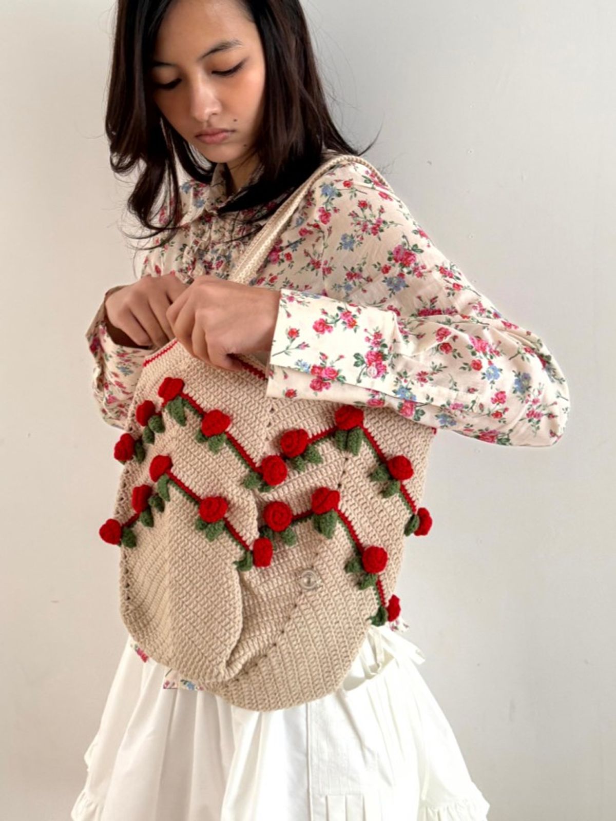 시오르(SIEOR) Handmade Flower Vine Crochet Bag_2colors