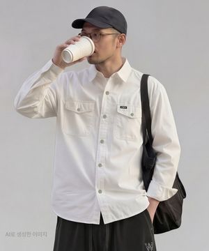 화이트 페이드 투포켓 워크 셔츠