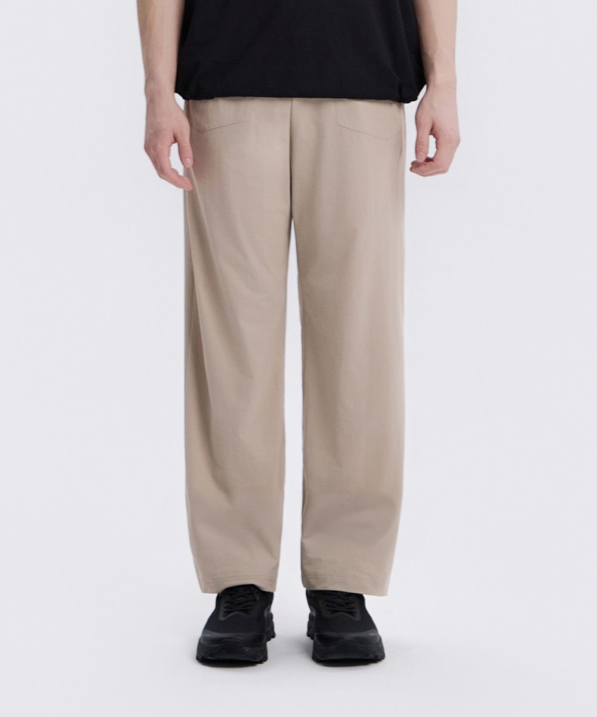 내셔널지오그래픽(NATIONALGEOGRAPHIC) N262UPT991 프로즌에어 세미오버핏 스트레이트 팬츠 OAK BEIGE