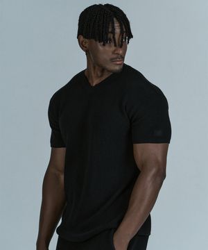 머슬핏 브이넥 라이트 니트 숏슬리브