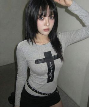 무스탕 크로스 슬림핏 롱슬리브 (그레이)