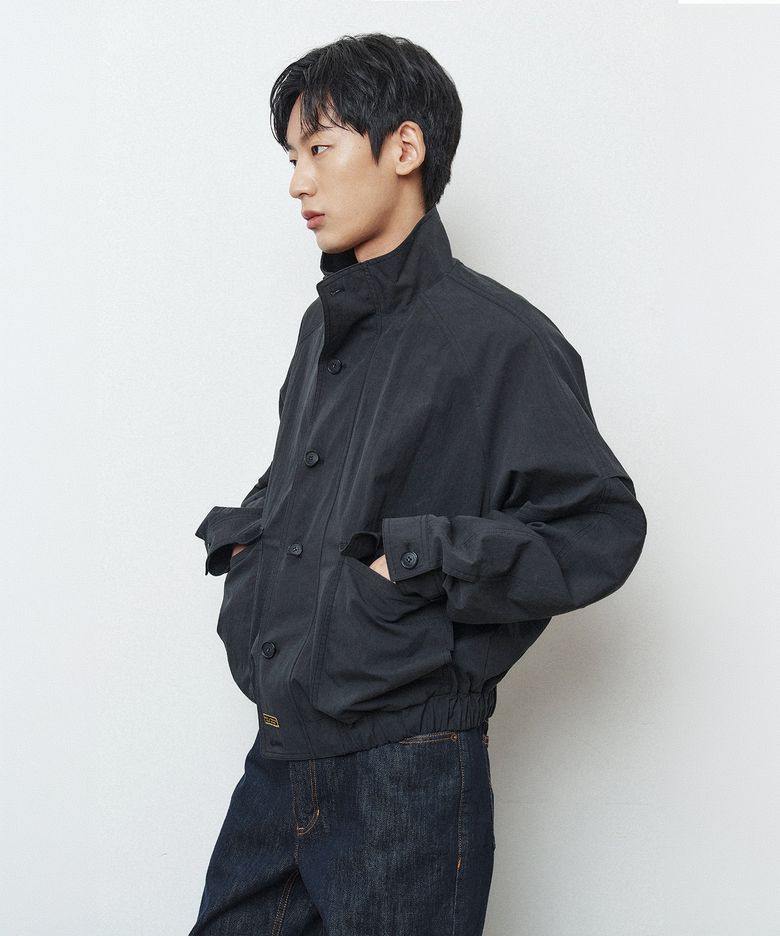 Oversize Raglan High Neck Jumper_Black