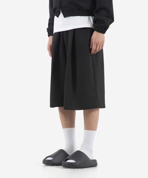 컴포트 원턱 롱 와이드 버뮤다 스웻 팬츠 (BLACK)