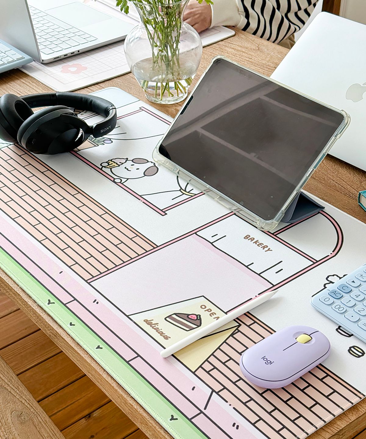 러움(RUGUM) 스프링베이커리 데스크패드