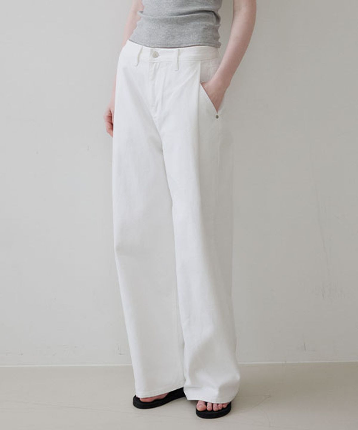 노운베러(KNOWNBETTER) Tuck wide denim pants [KNSS06PT05]_Ivory