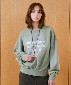 여성 피그먼트 크롭 맨투맨 (L/KHAKI)