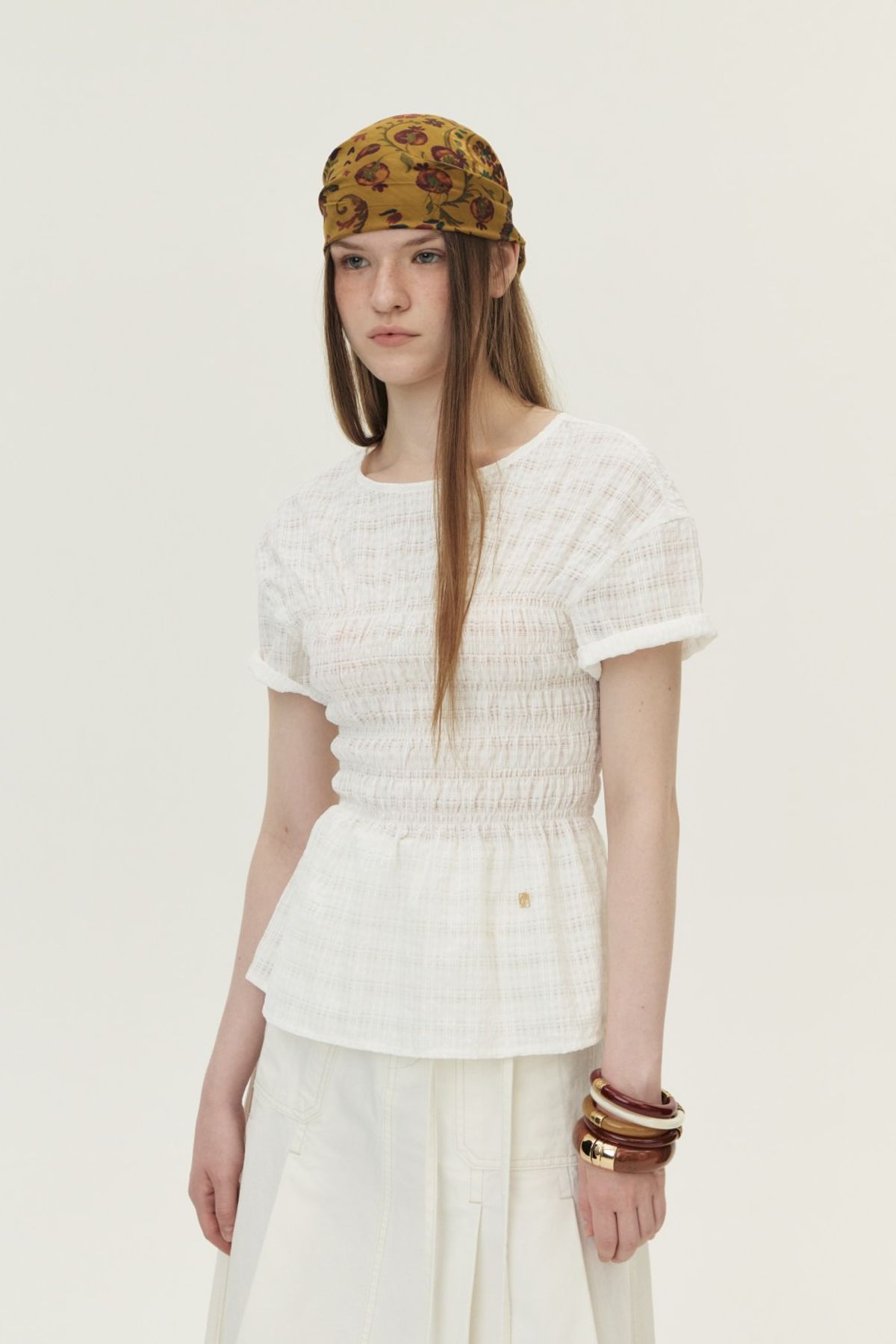 쿠메(KUMÉ) Smocked Checkered Blouse, White