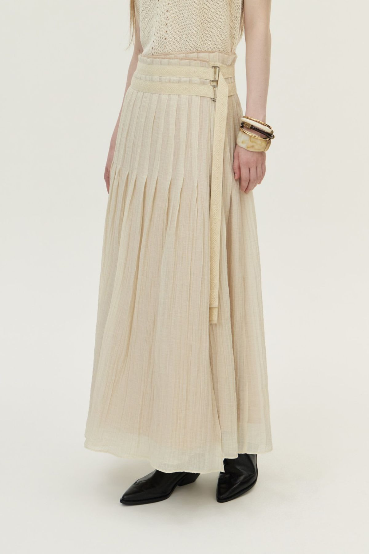 쿠메(KUMÉ) Crinkled Tencel Wrap Skirt, Beige