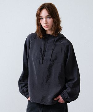 여성 어반 러닝 아노락 (CHARCOAL)