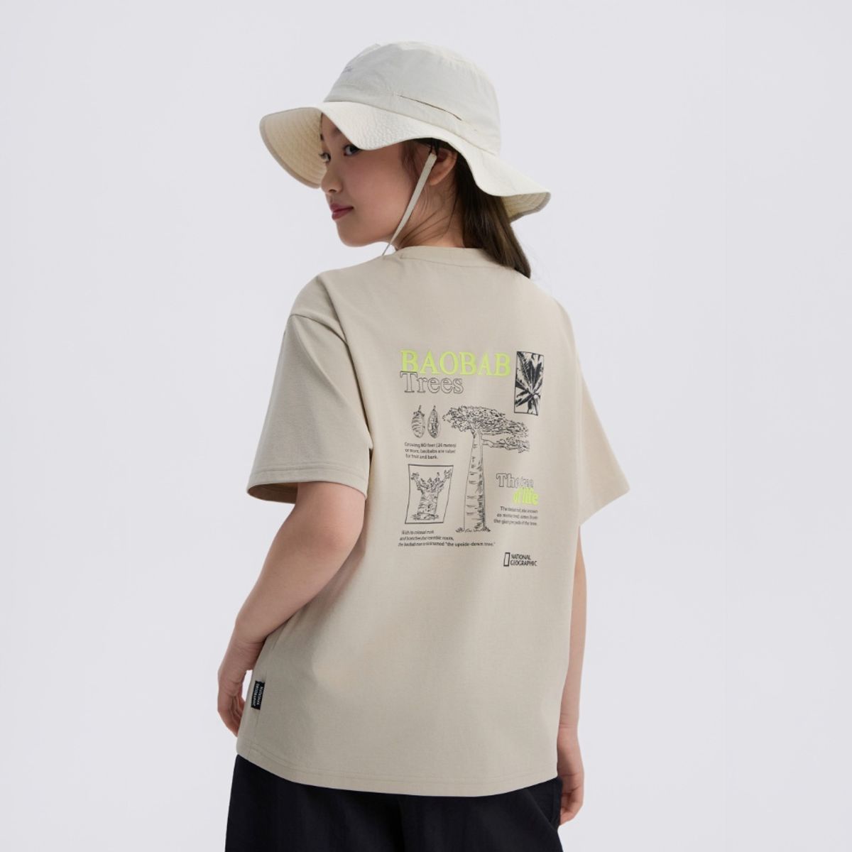 내셔널지오그래픽 키즈(NATIONAL GEOGRAPHIC KIDS) K262UTS911 냉감 ESG 그래픽 반팔 티셔츠-1 MOURNING BEIGE