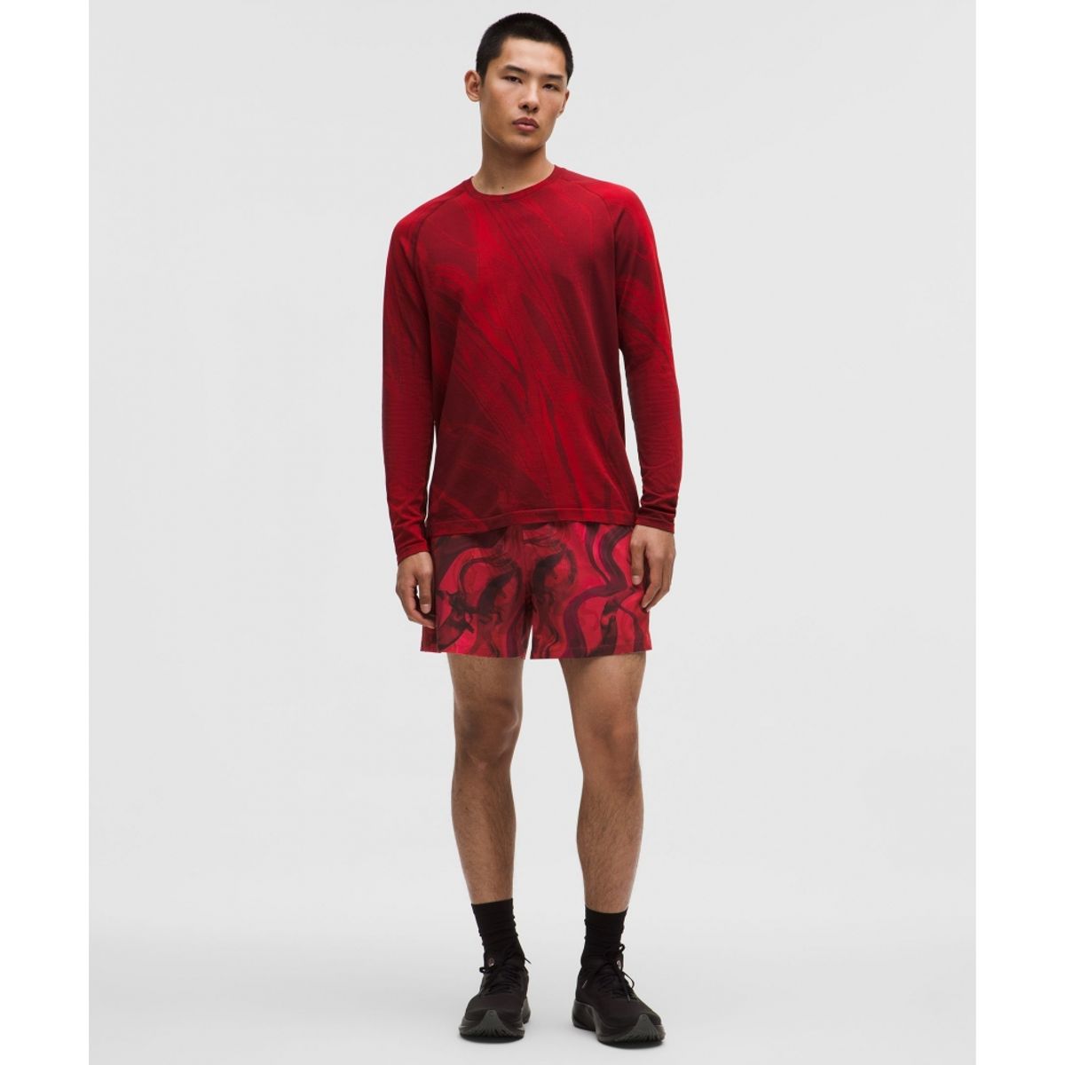 룰루레몬(LULULEMON) 루나 뉴 이어 페이스 브레이커 라이너리스 쇼츠 5inch  LPR1