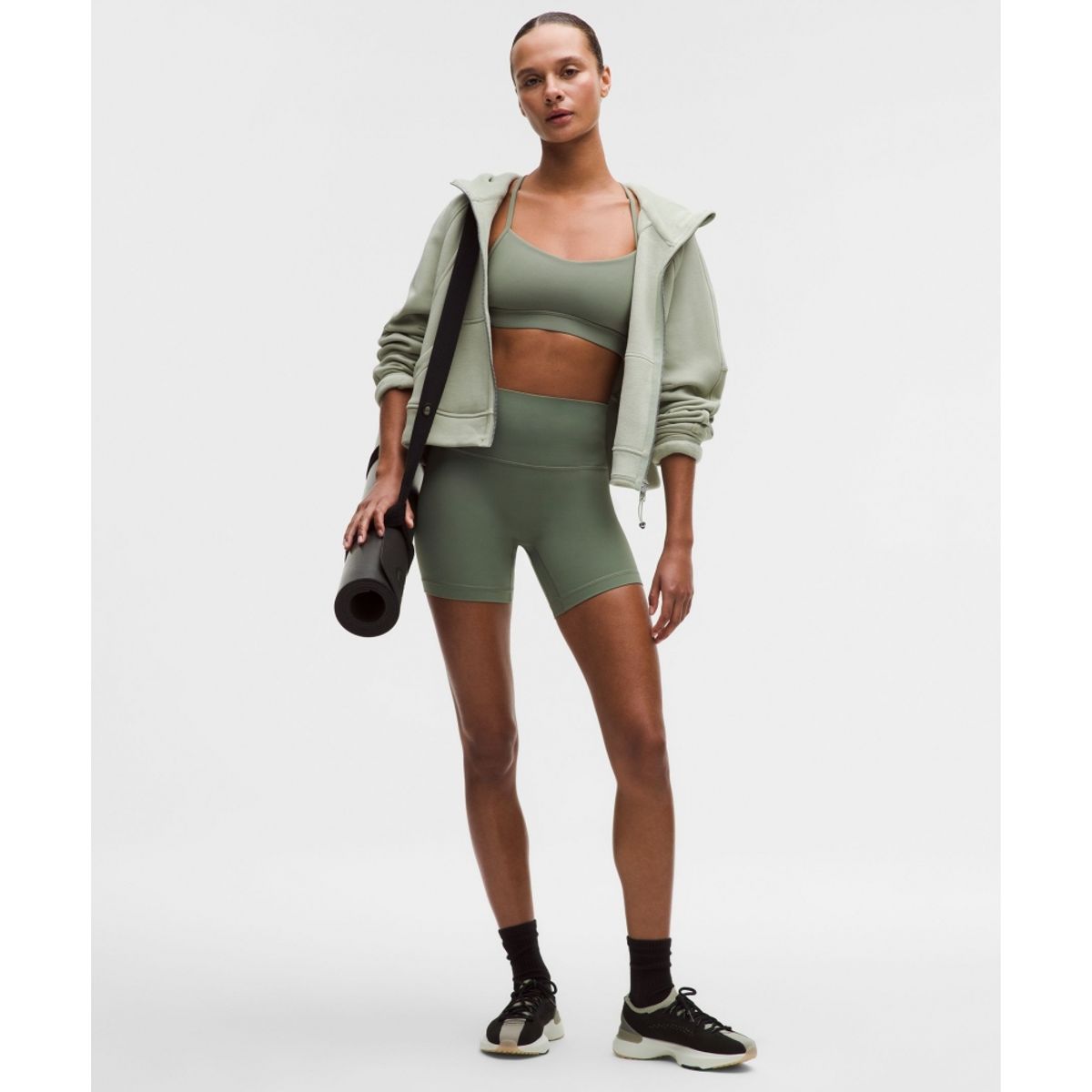 룰루레몬(LULULEMON) Align No Line™ 하이라이즈 쇼츠 6inch  WILO