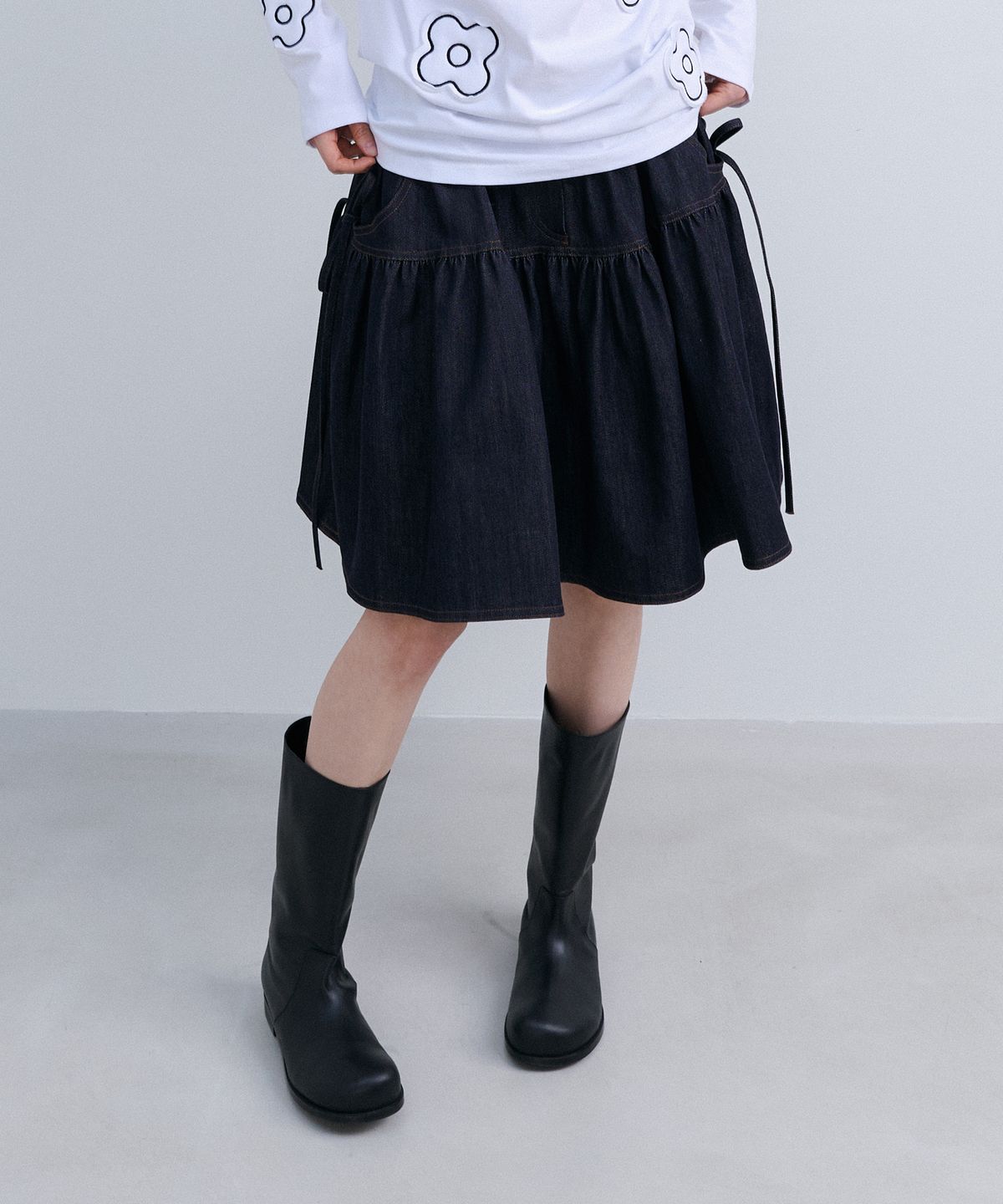 에핑글러(EPINGLER) RIBBON FLARE SKIRT - NAVY
