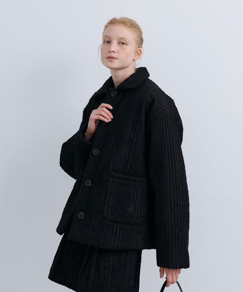 ORIGAMI QUILTED JACKET - BLACK