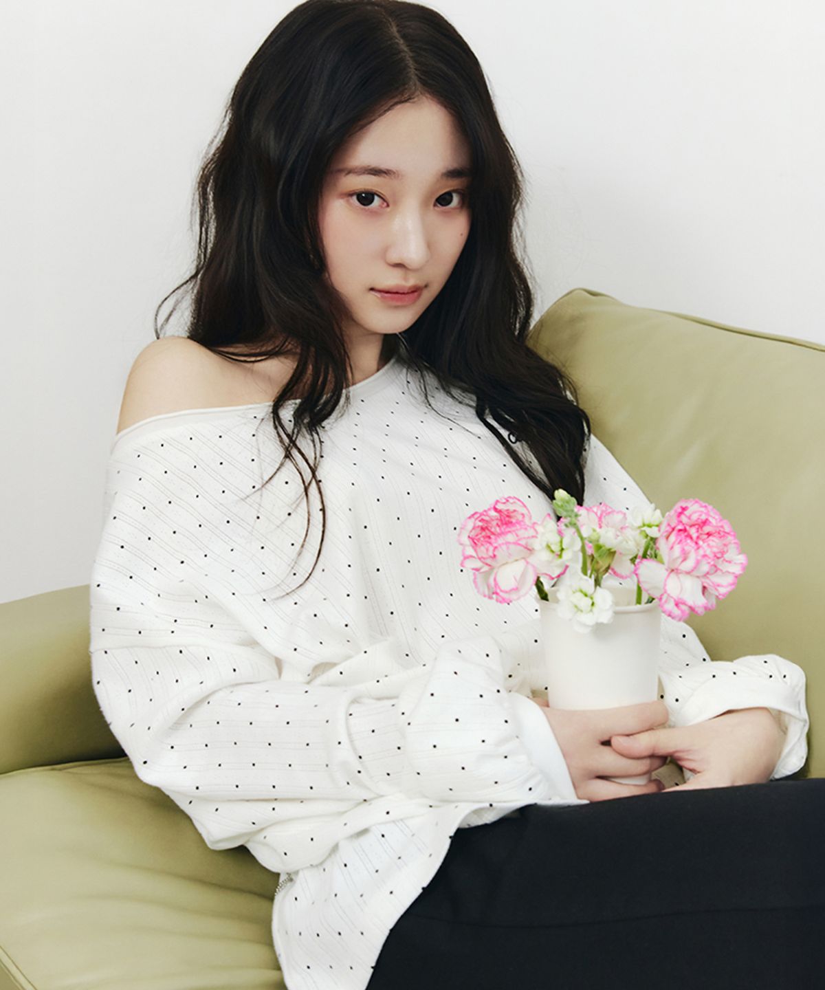 셀리테일즈(CELITAILS) DOT ONE SHOULDER STRING T-SHIRT_IVORY