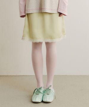 SATIN LACE MINI SKIRT_LIME
