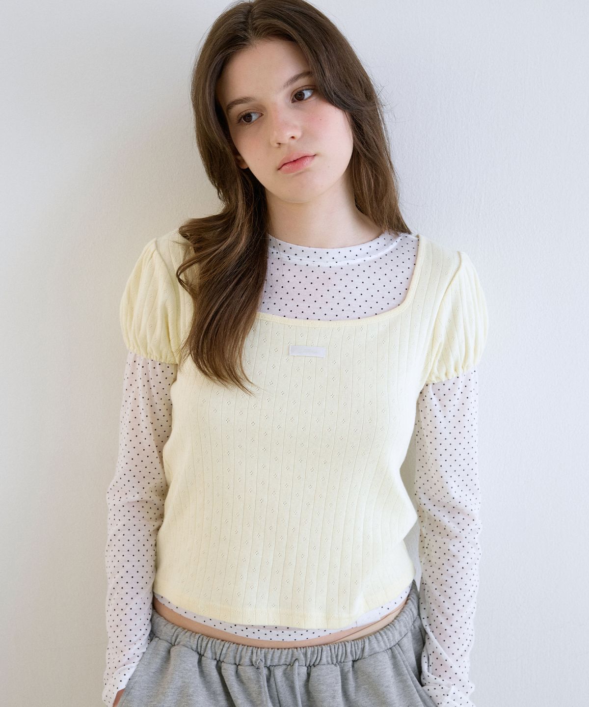 레터프롬문(LETTER FROM MOON) 레터즈 스퀘어넥 퍼프 반팔티 ( 크림옐로우 )