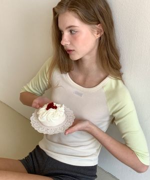 레터즈 래글런 라벨 티셔츠 ( 크림 )