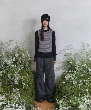 송이송이X탄산 로고 드레이프 비니 (블랙)