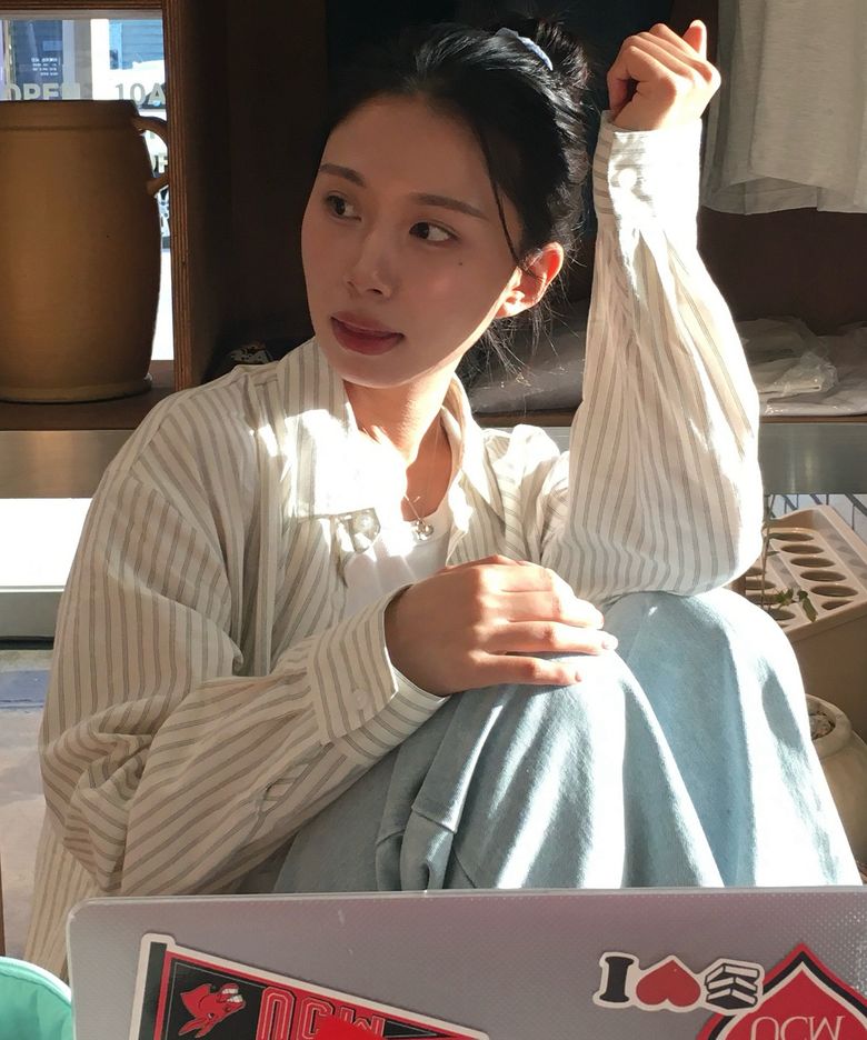 [W]스트라이프 오버핏 셔츠 - 2color