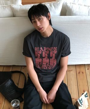 [김명회 PICK] FADE DRIFT GRAPHIC CROP HALF T CHARCOAL