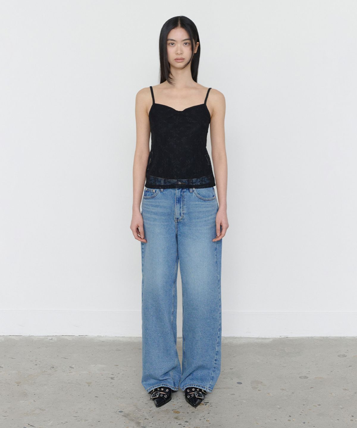 쓰리투에이티(THREE TO EIGHTY) SEMI WIDE FIT JEANS LIGHT BLUE