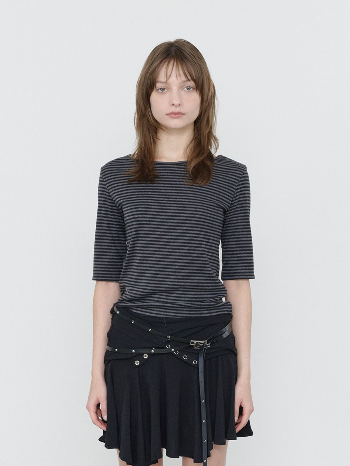 쓰리투에이티(THREE TO EIGHTY) STRIPE HALF-SLEEVE TEE BLACK