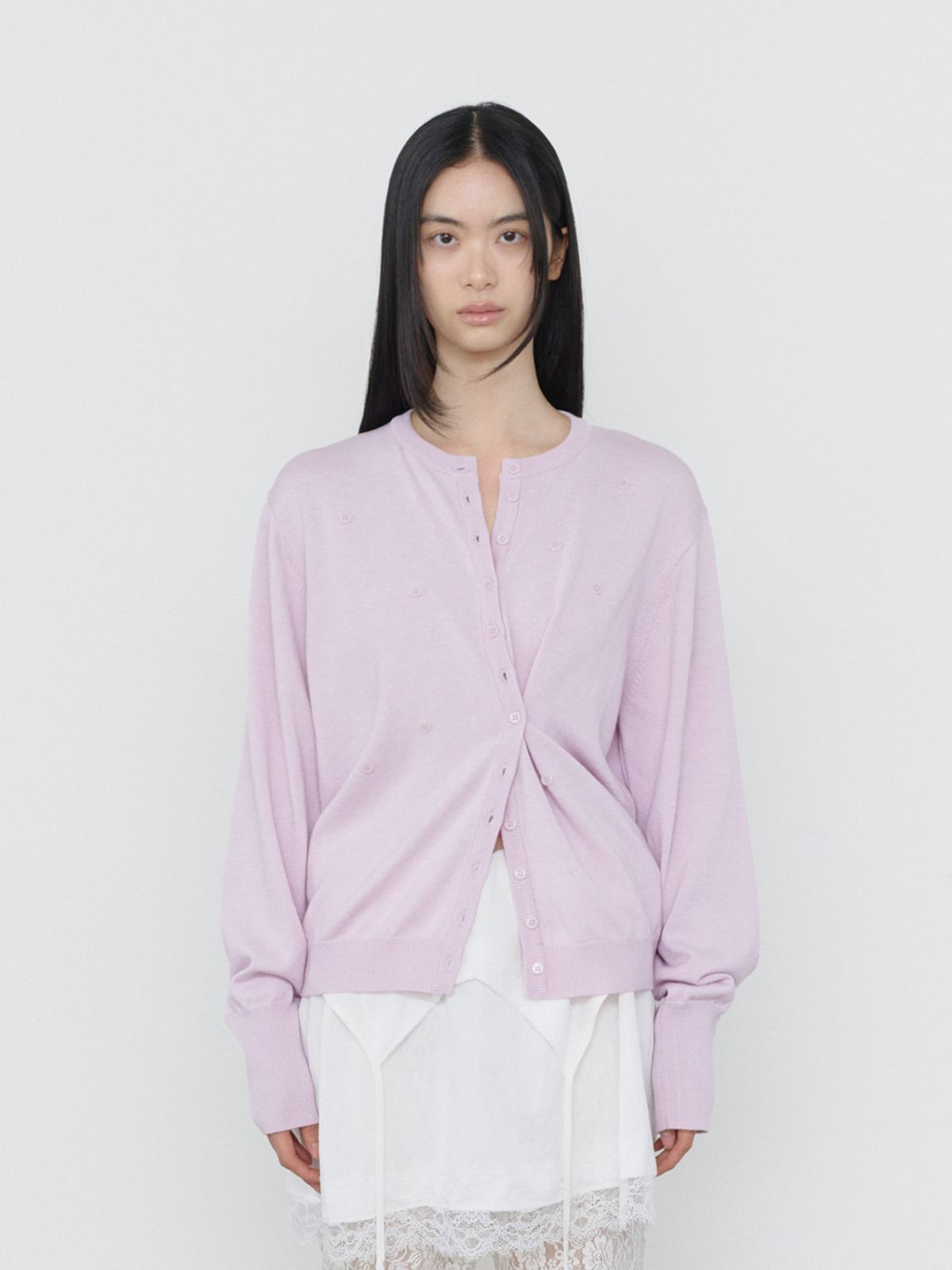 쓰리투에이티(THREE TO EIGHTY) MOP BUTTON CARDIGAN LAVENDER