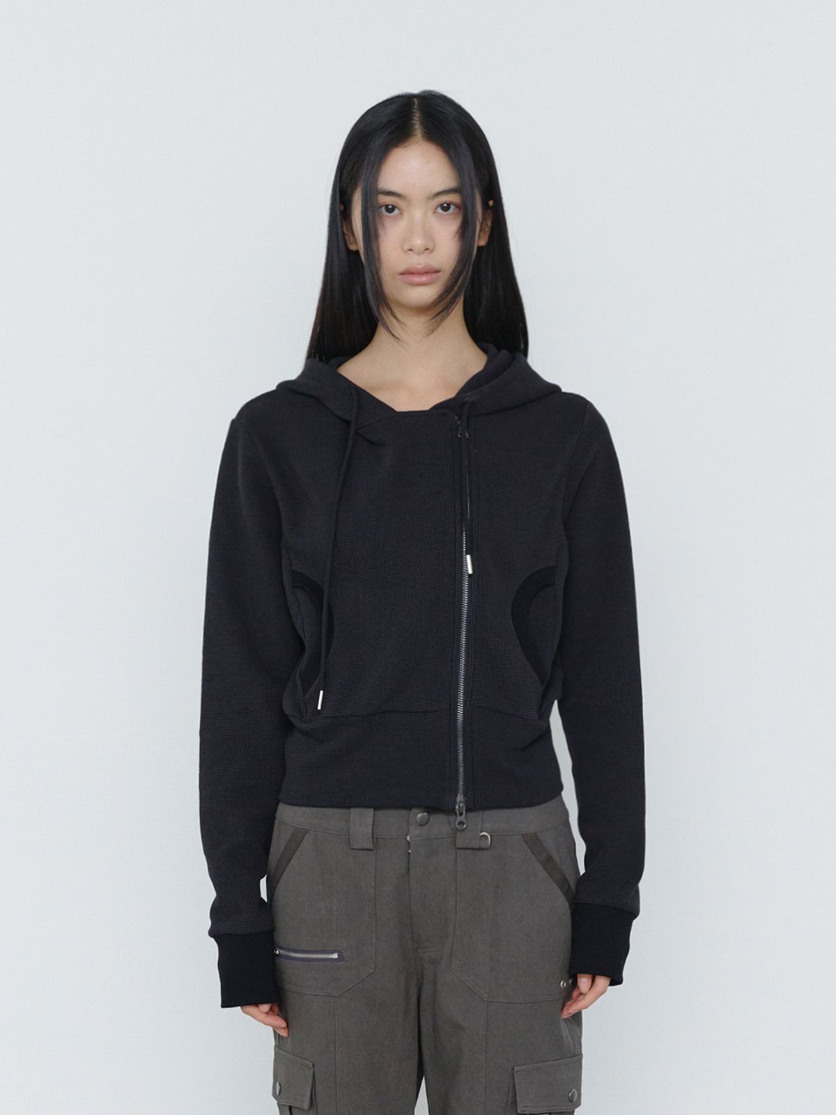 쓰리투에이티(THREE TO EIGHTY) DIAGONAL WAFFLE ZIP HOODIE BLACK