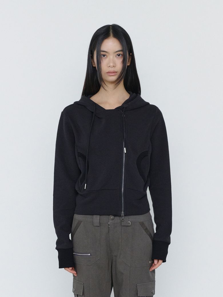 DIAGONAL WAFFLE ZIP HOODIE BLACK