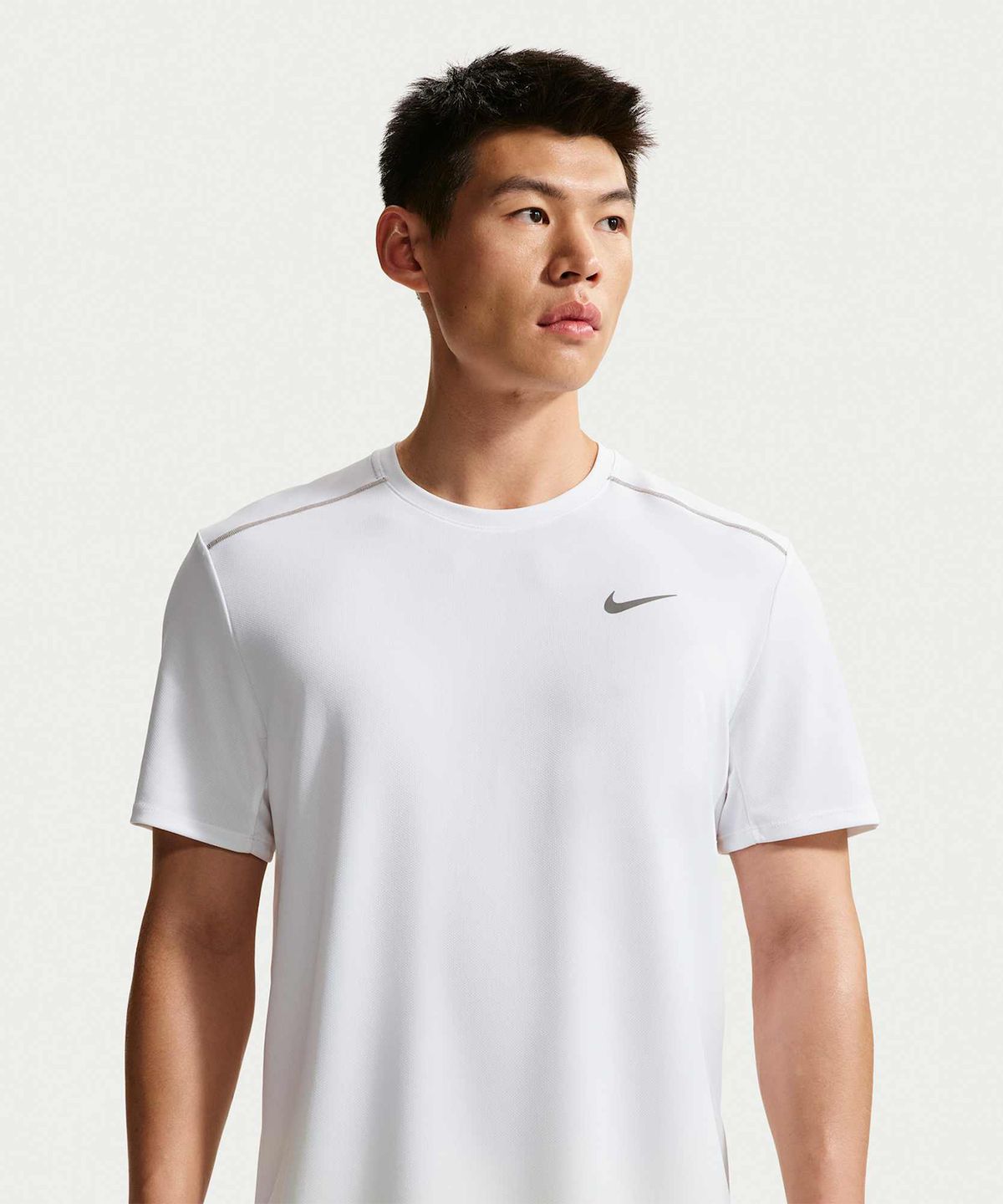 나이키(NIKE) 마일러 드라이 핏 UV 차단 반소매 러닝 탑 M - 화이트 / IF2083-100