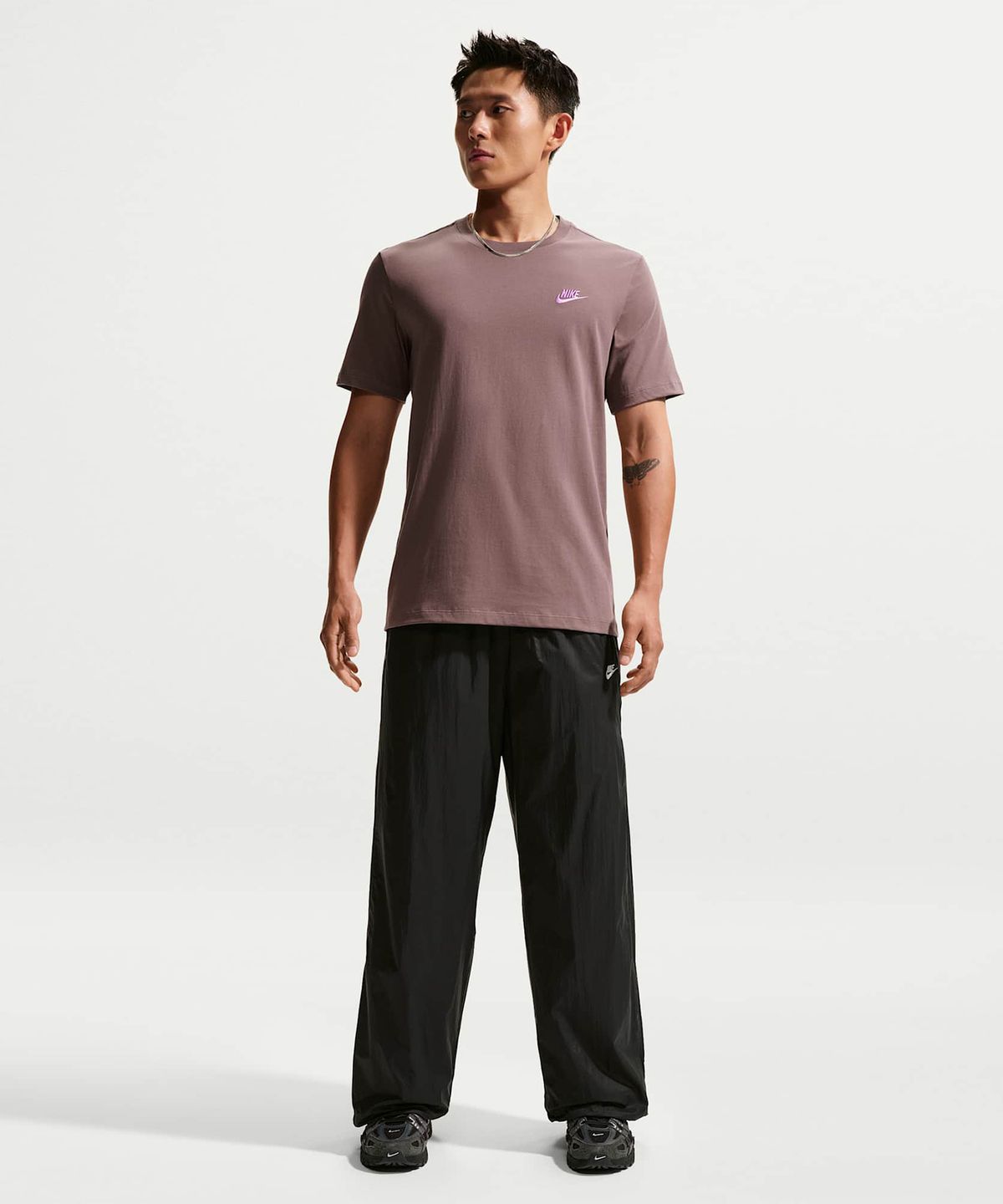 나이키(NIKE) 윈드러너 경량 UV 팬츠 M - 블랙:화이트 / IQ0922-010