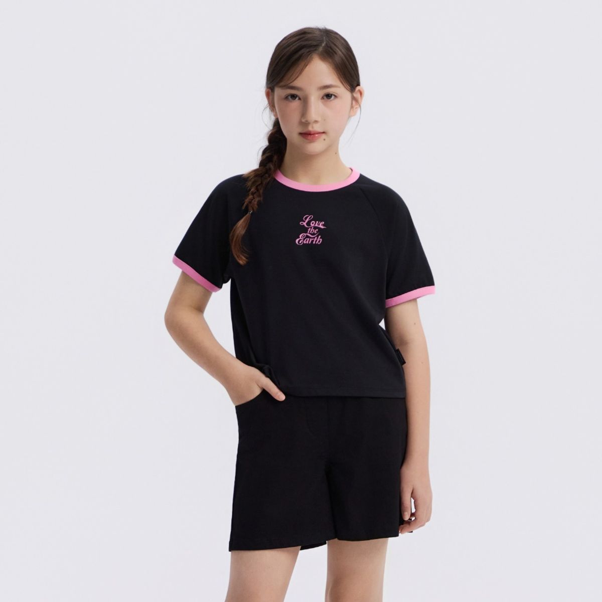내셔널지오그래픽 키즈(NATIONAL GEOGRAPHIC KIDS) K262GTS930 여아 링거 그래픽 반팔 티셔츠 CARBON BLACK