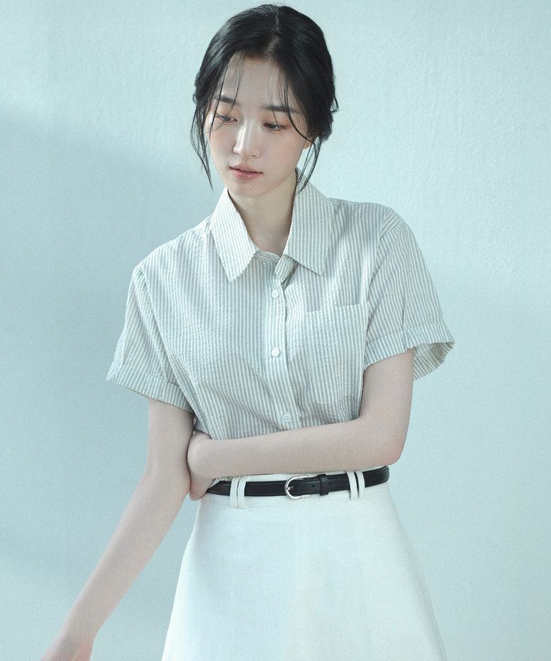[W]시어서커 스트라이프 롤업 소매 반팔 셔츠 - 2color