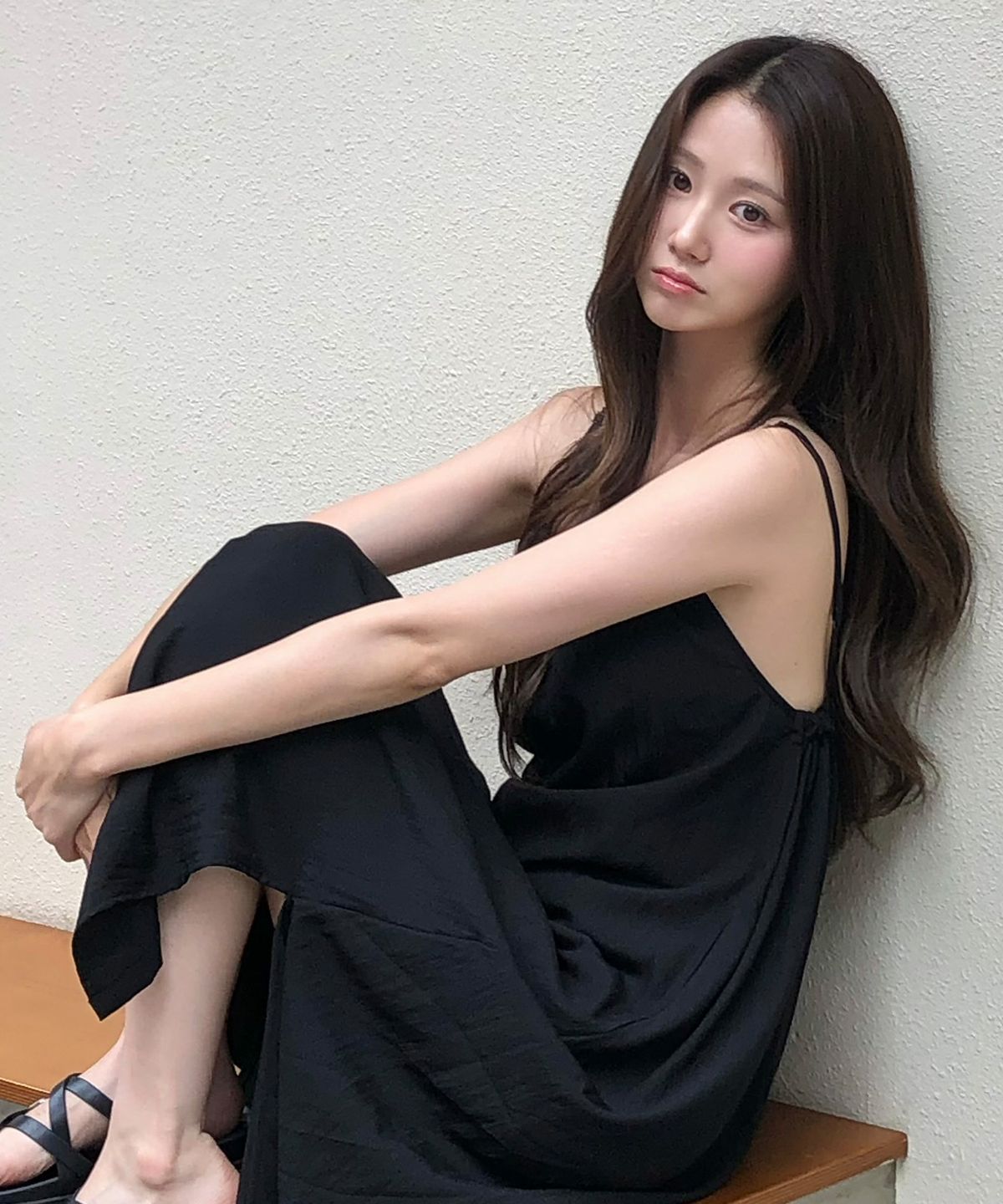 마인드브릿지 우먼(MIND BRIDGE WOMEN) [W]브이넥 블랙 슬리브리스 롱 원피스
