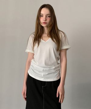 Deep V-neck Regular Short-Sleeved T-shirt (4colors)