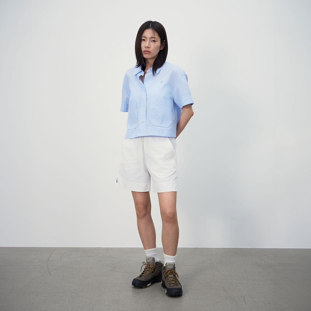 캉골(KANGOL) 우먼스 박스 하프 셔츠 7081 라이트블루