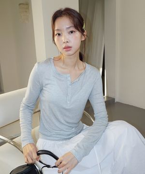(woman) 시어 헨리넥 롱슬리브_Mint