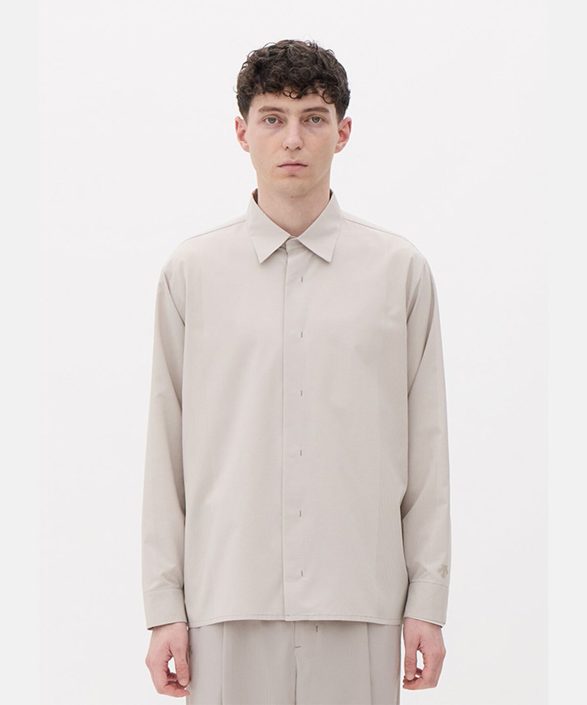 데상트(DESCENTE) [ALLTERRAIN] SCHEMATECH AIR L/S SHIRT 그레이 SR111KSR21
