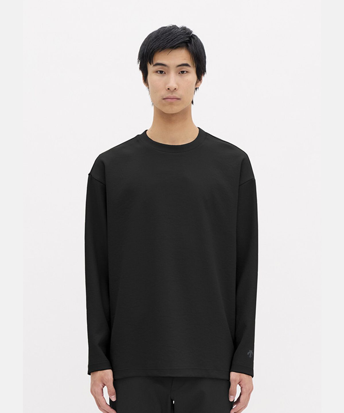 데상트(DESCENTE) [ALLTERRAIN I/O] STRETCH TWILL LONG SLEEVE T-SHIRT 블랙 SR113KTL13