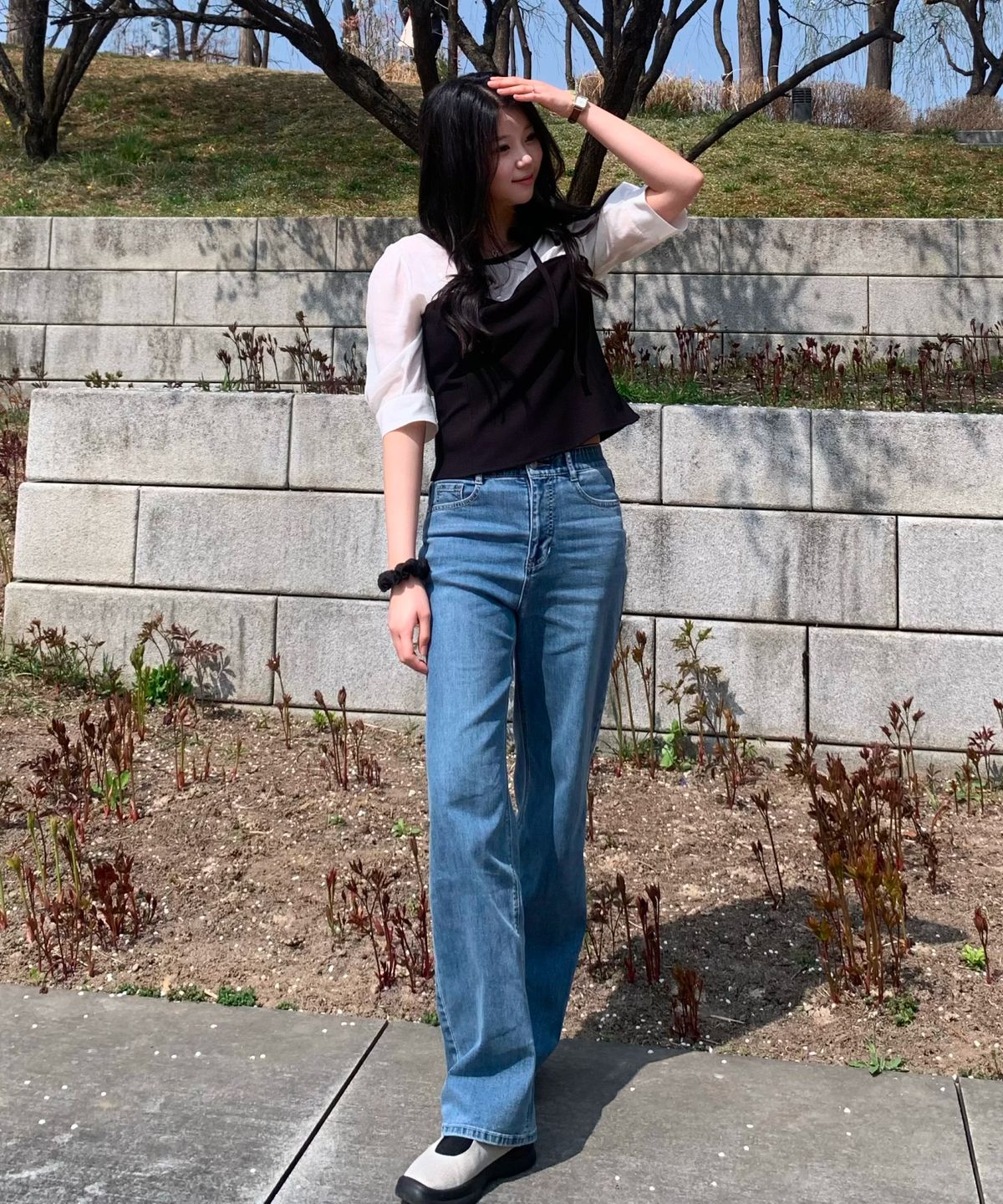로엠(ROEM) 스트레이트 데님 RMTJG24G11