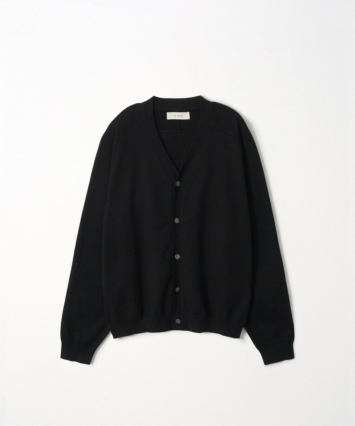 이지오(EZIO) Essential V Cardigan_Black