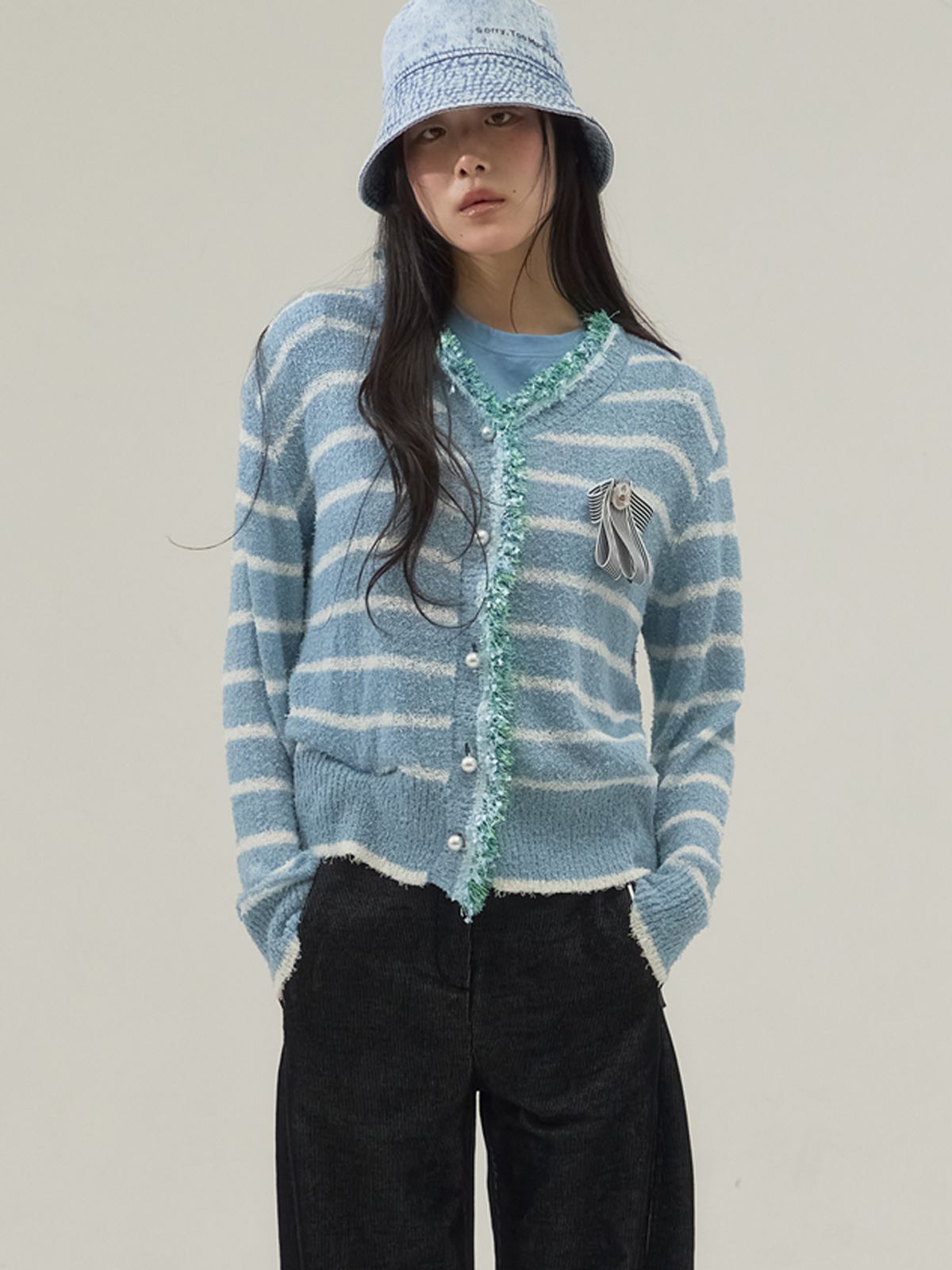 쏘리, 투 머치 러브(SORRY, TOO MUCH LOVE) Fringe Trim Marine Knit Cardigan_Sky Blue